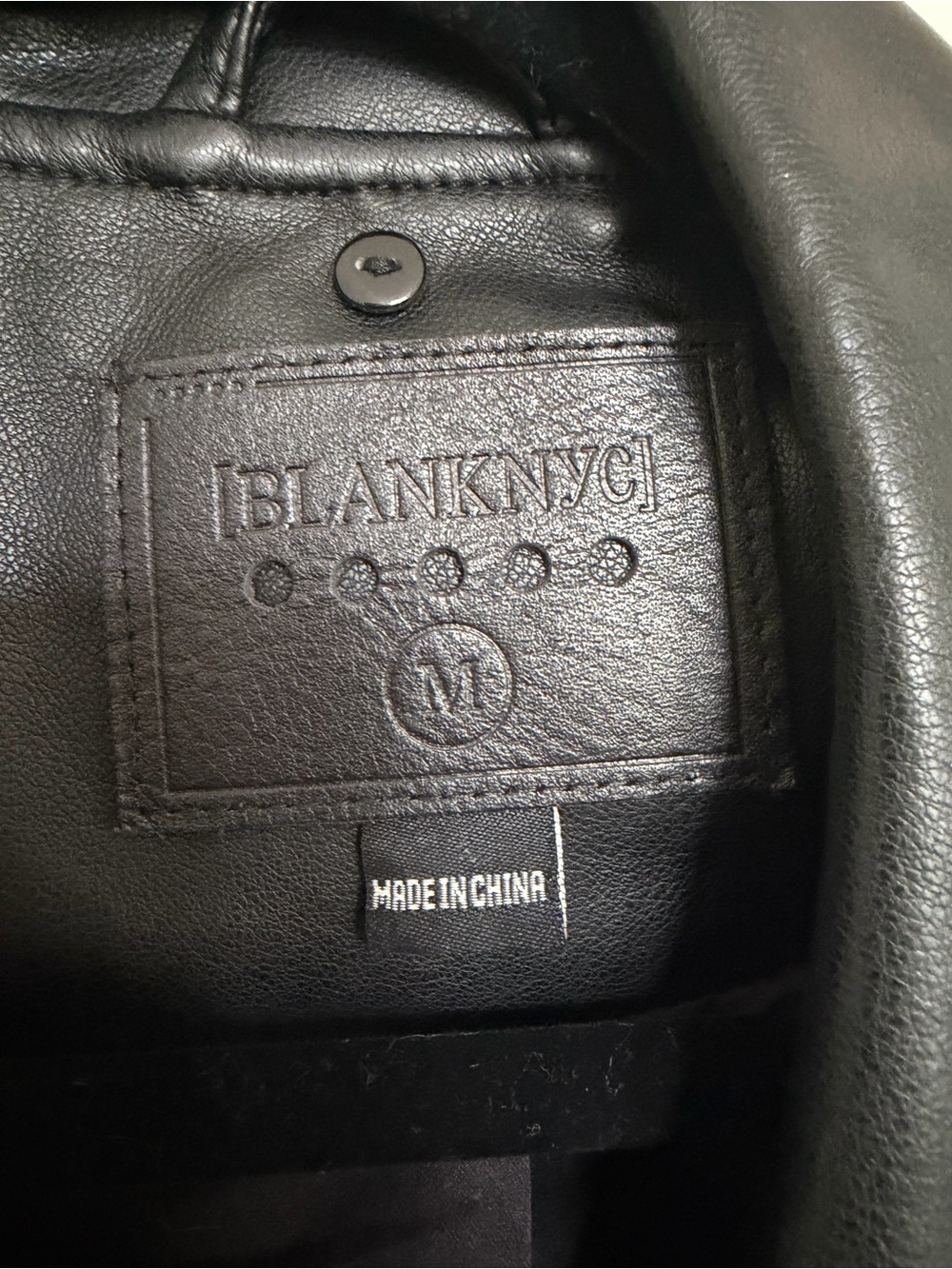 Blank NYC Jacket Black Moto Women’s Medium Faux Leather Biker Zip - Picture 2 of 5